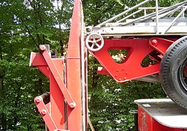 Drehleiter DL 30+2 Typ S6000