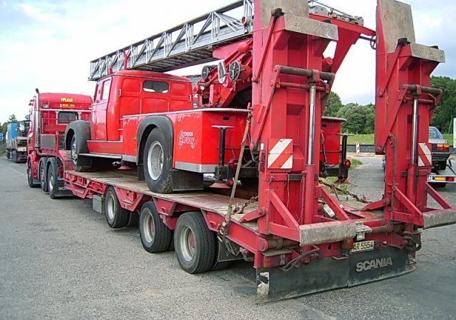 Drehleiter DL 30+2 Typ S6000