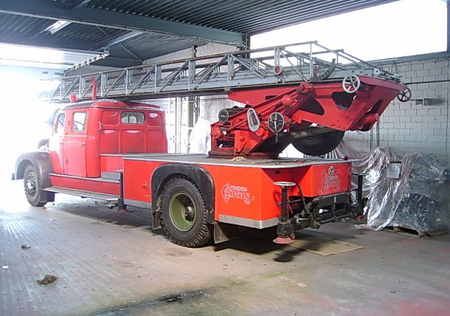 Drehleiter DL 30+2 Typ S6000