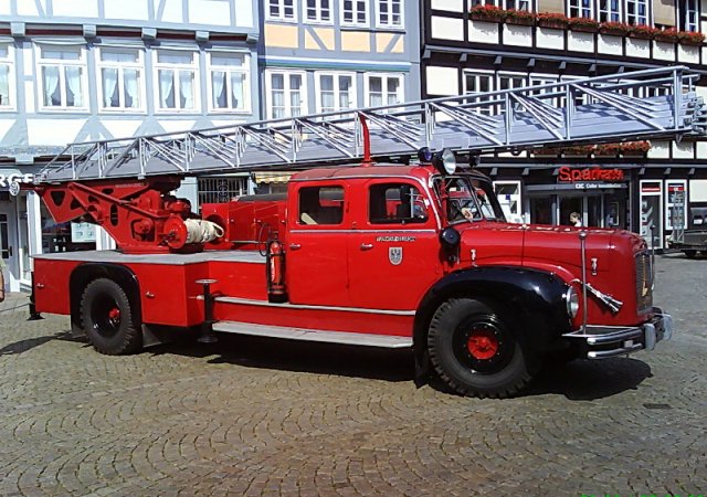 Drehleiter DL 30+2 Typ S6000