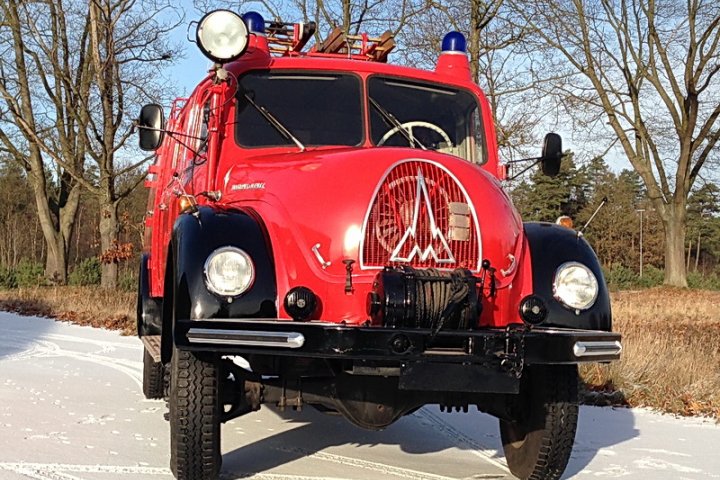 Löschgruppenfahrzeug LF 16 Typ 125 D16 Mercur