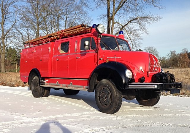 Löschgruppenfahrzeug LF 16 Typ 125 D16 Mercur