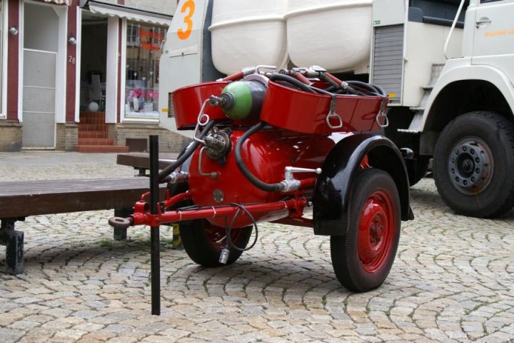 Pulveranhänger P250
