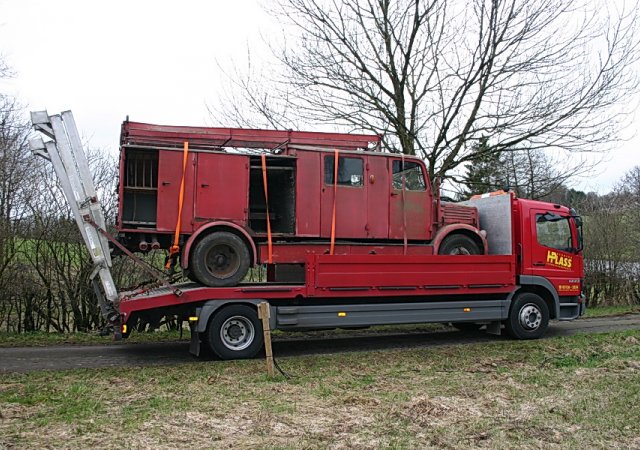 Schweres Löschgruppenfahrzeug SLG Typ S3000M