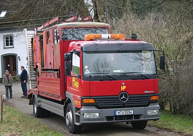 Schweres Löschgruppenfahrzeug SLG Typ S3000M