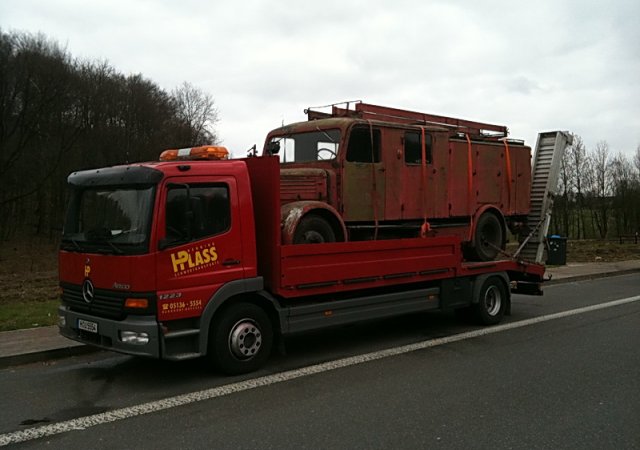 Schweres Löschgruppenfahrzeug SLG Typ S3000M