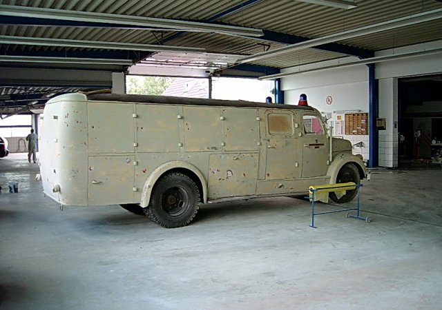 Tanklöschfahrzeug TLF 15 Typ S3500 Celle 1