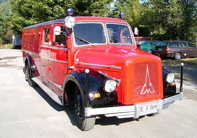 Tanklöschfahrzeug TLF 15 Typ S3500 Celle 1